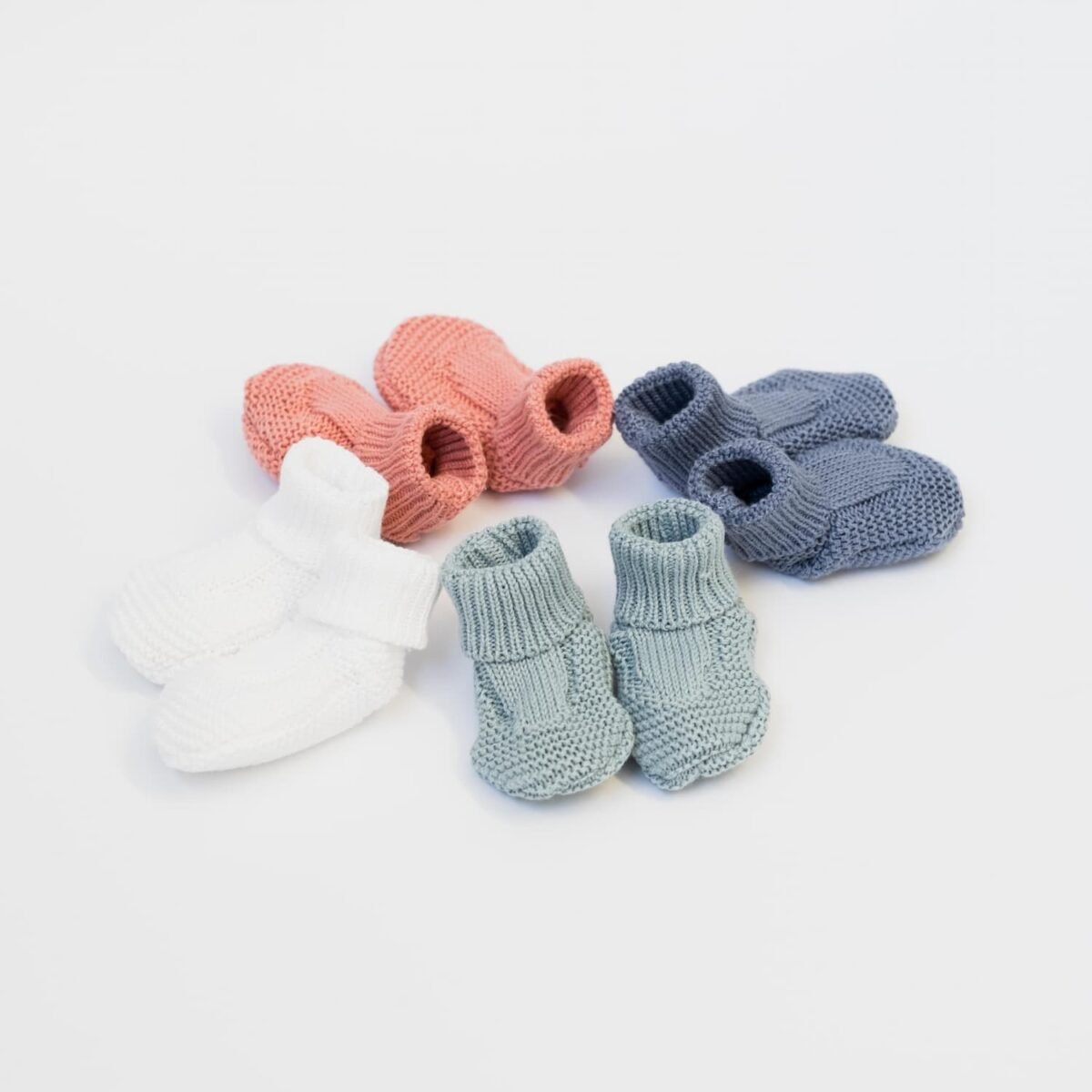 chaussons-pour-bebe-154cru-1.jpg